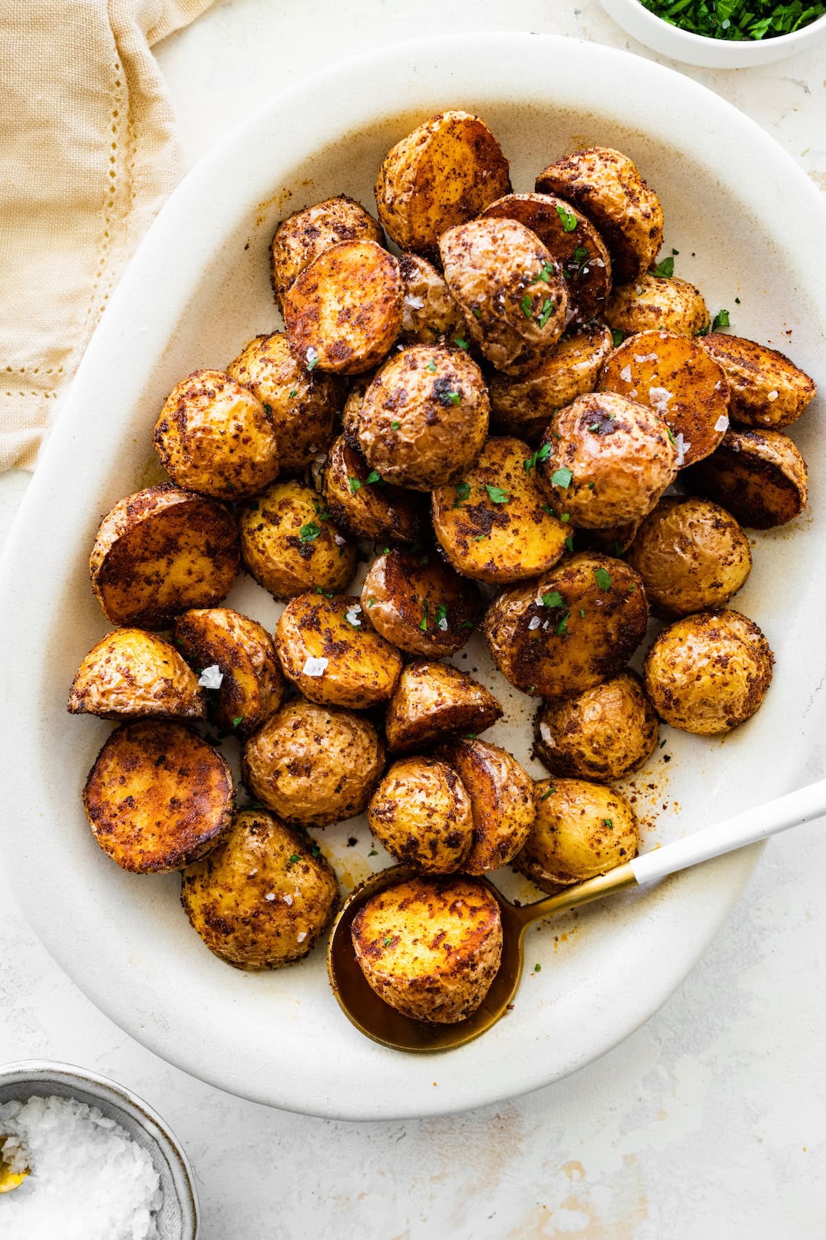 Easy Air Fryer Potatoes (Super Crispy)