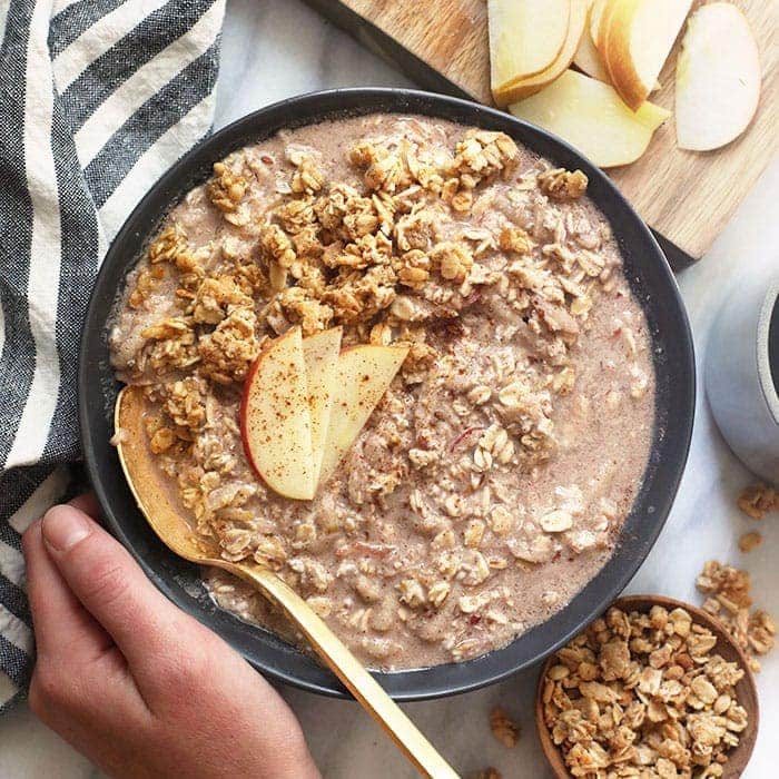 Apple Cinnamon Overnight Oats – Fit Foodie Finds